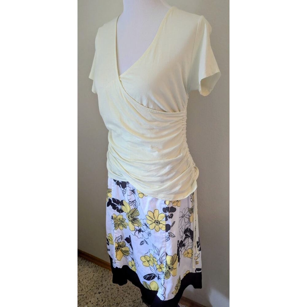 INC International Concepts Yellow Wrap Top Size M Ruched Side Stretch V Neck